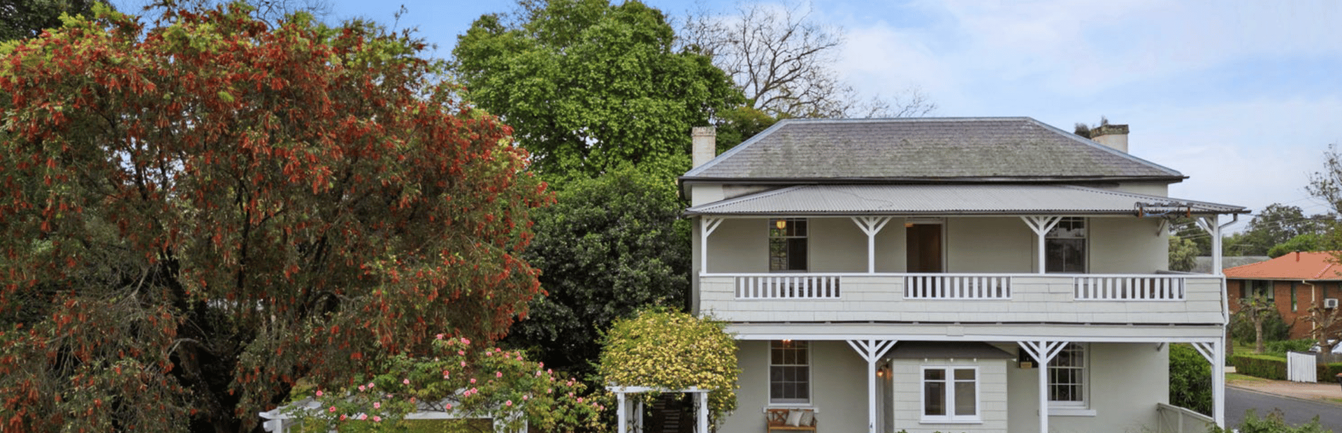 Singleton front facade property overview