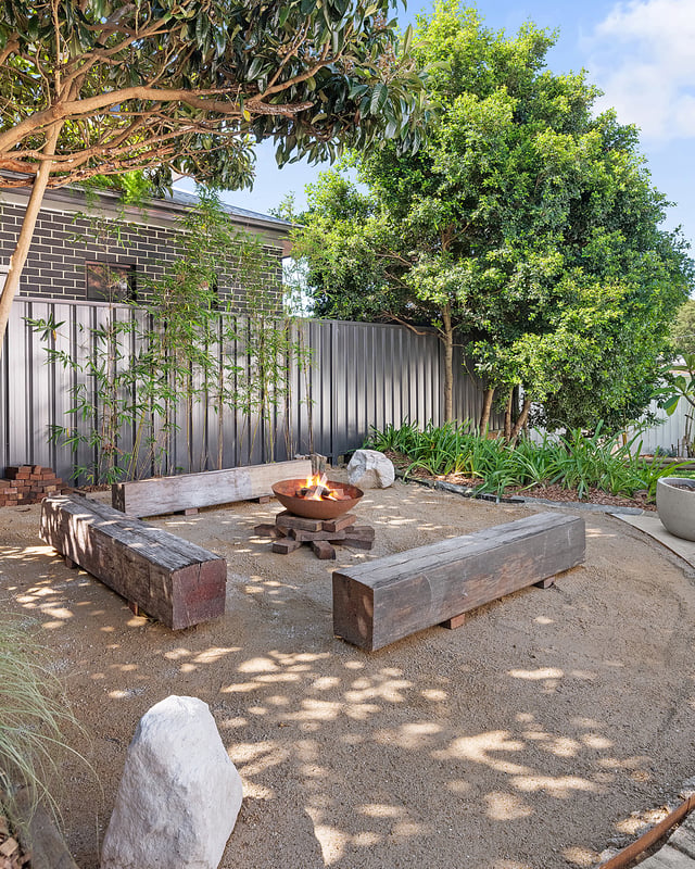Outdoor area fire pit